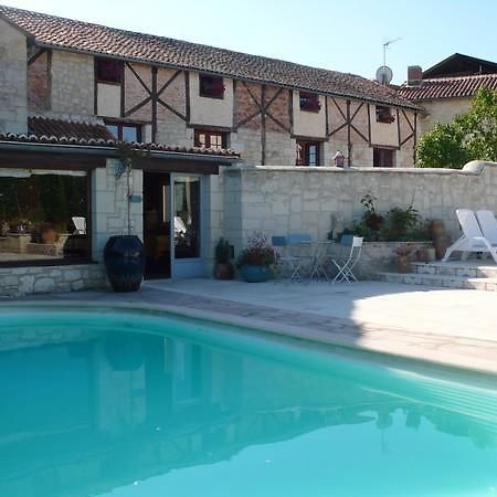 Troglodyte De La Fosse Hotel Meigne Exterior photo