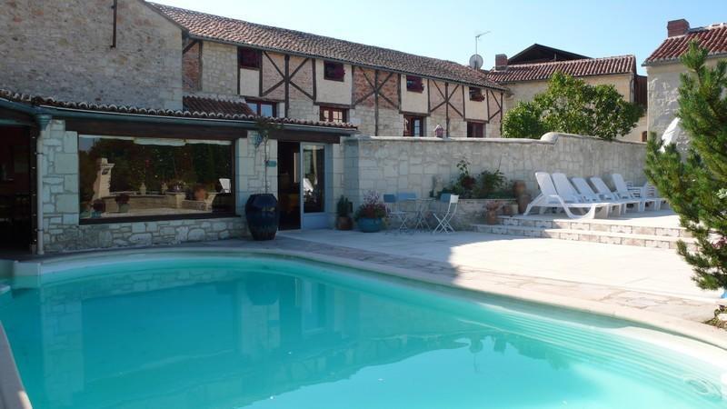 Troglodyte De La Fosse Hotel Meigne Exterior photo